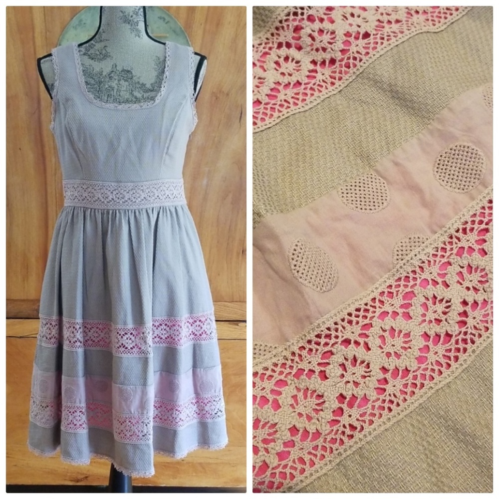 Jessica simpson dress tan,pink underlay ,lace